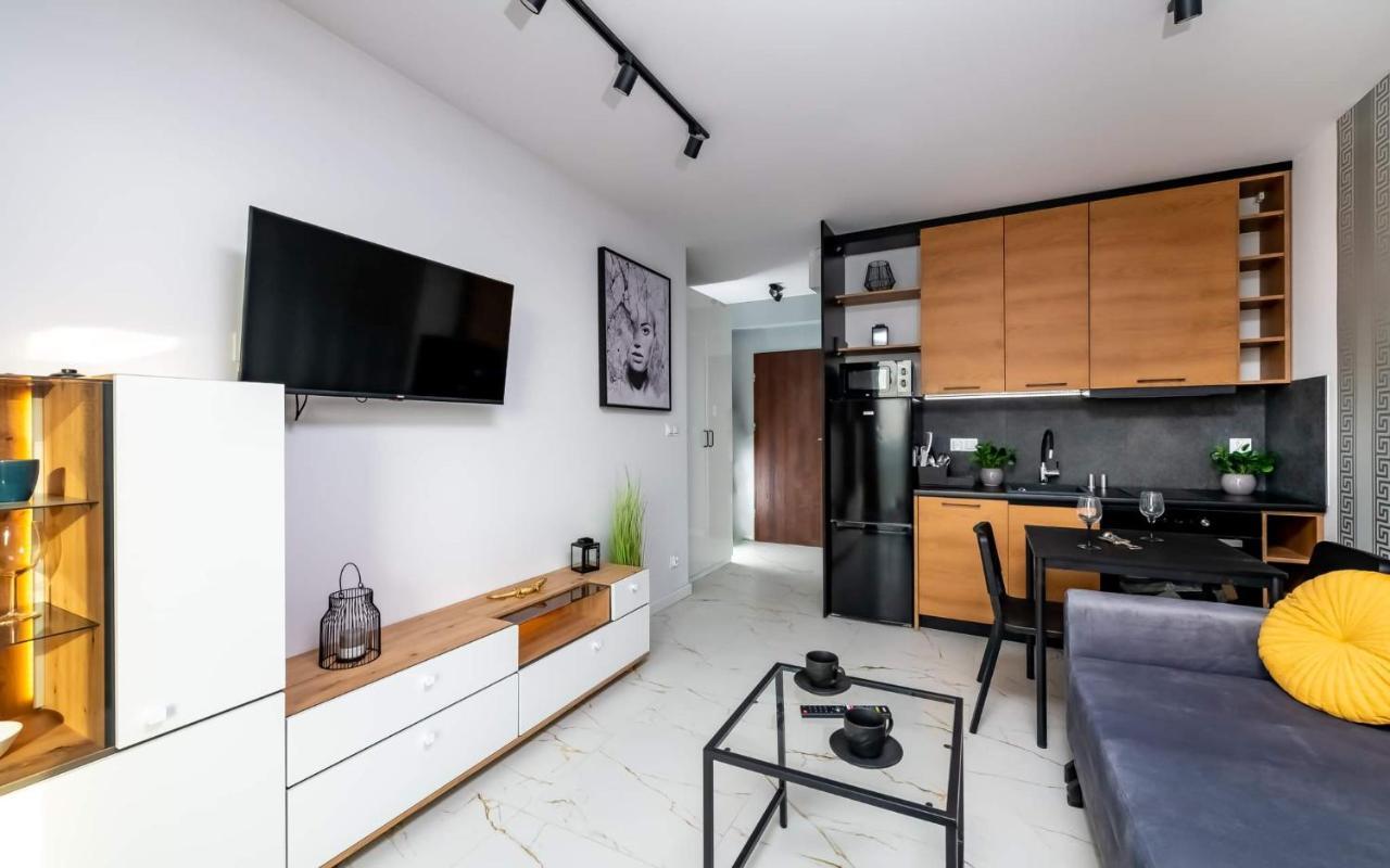 Loveroom Panorama Park Jacuzzi 비아위스토크 외부 사진