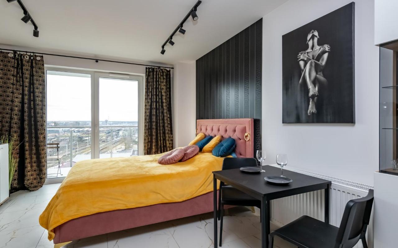 Loveroom Panorama Park Jacuzzi 비아위스토크 외부 사진